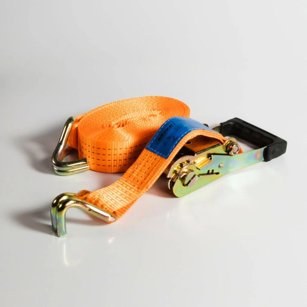 Conjunto de cinta e catraca, capacidade de 4000kg e 9 metros, ideal para uso em transporte