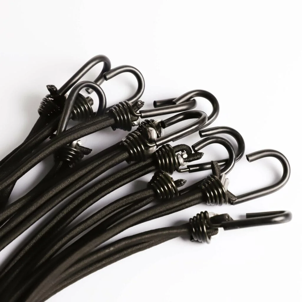Extensor metálico com gancho preto de 5mm, projetado para cargas seguras e confiáveis